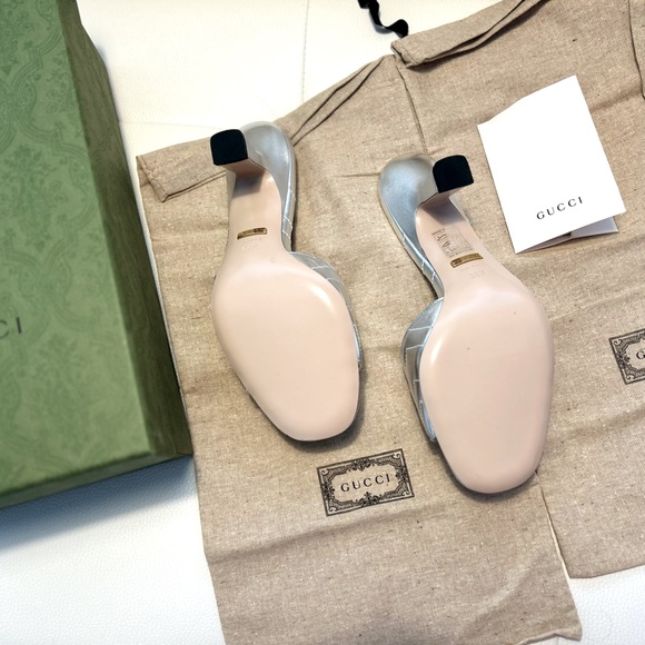 GUCCI NEW!! GG Quilted Leather Sandal. NEW - Picture 7 of 7